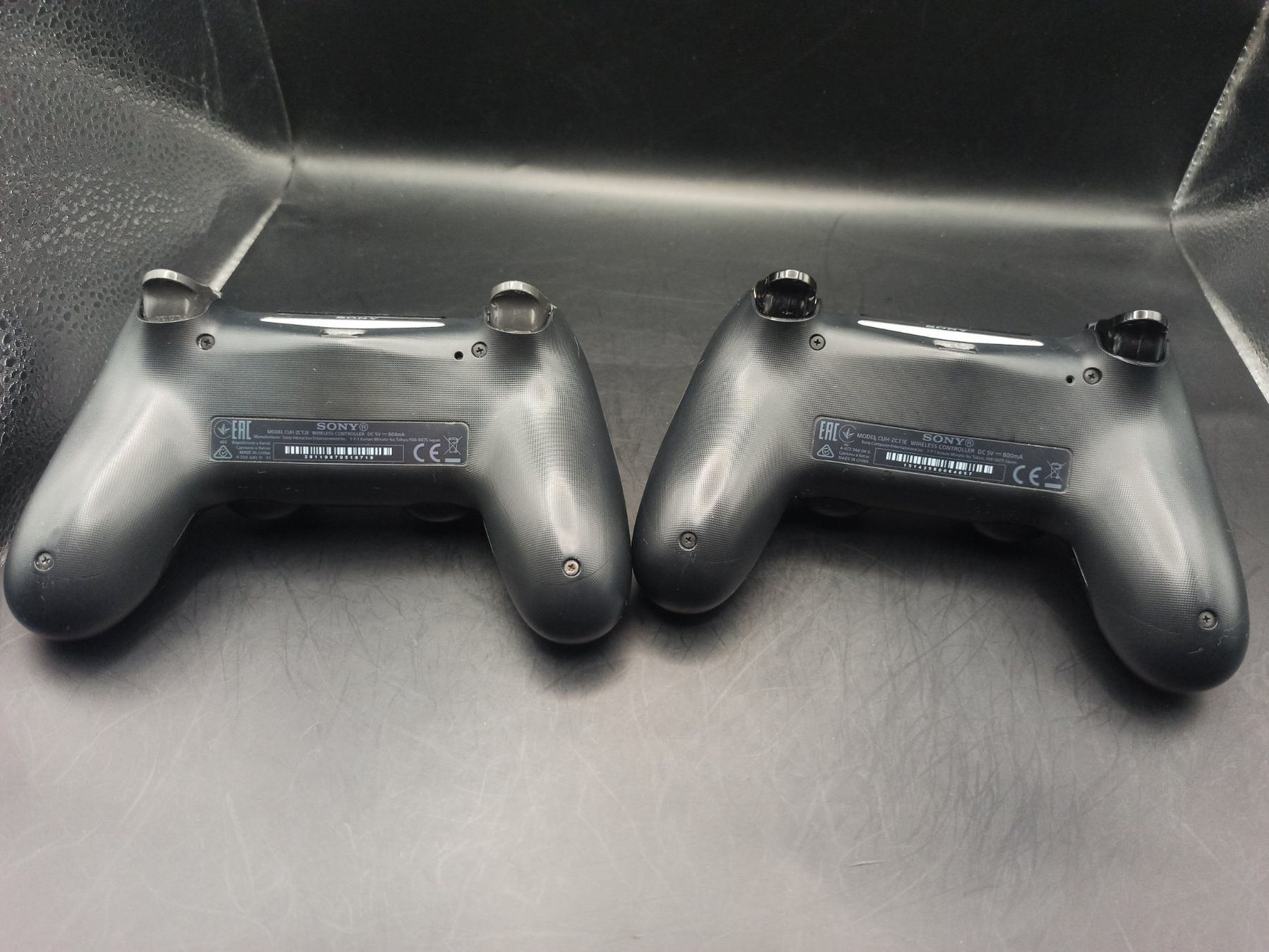 Controller: 2 x Original Controller Sony PS4 Wireless DualShock 4 – Usato da Oberweningen venduto da mar_87mx 7