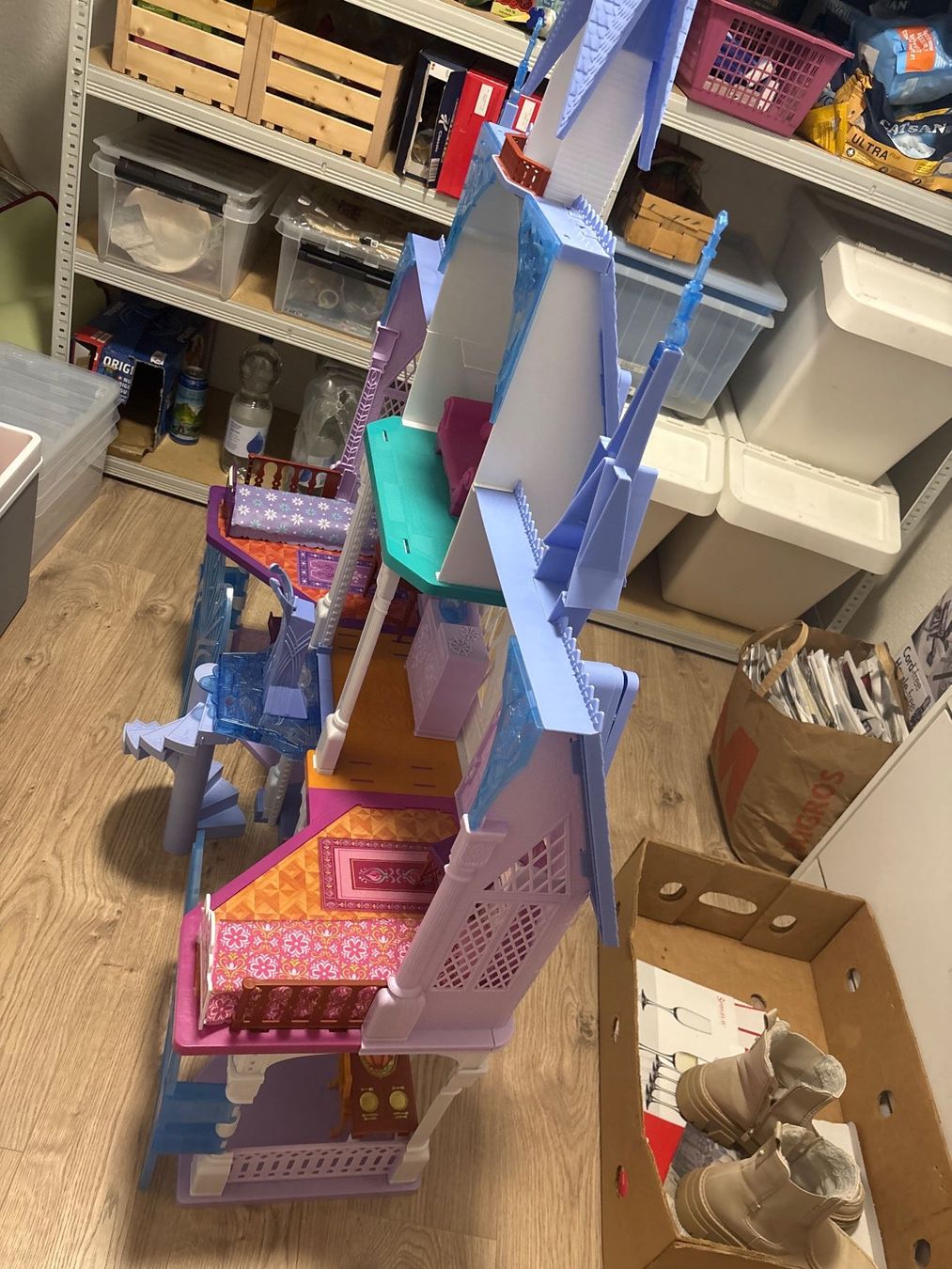 Disney Jouets: Frozen Spielschloss – D'occasion à Staufen par Spotty016 1