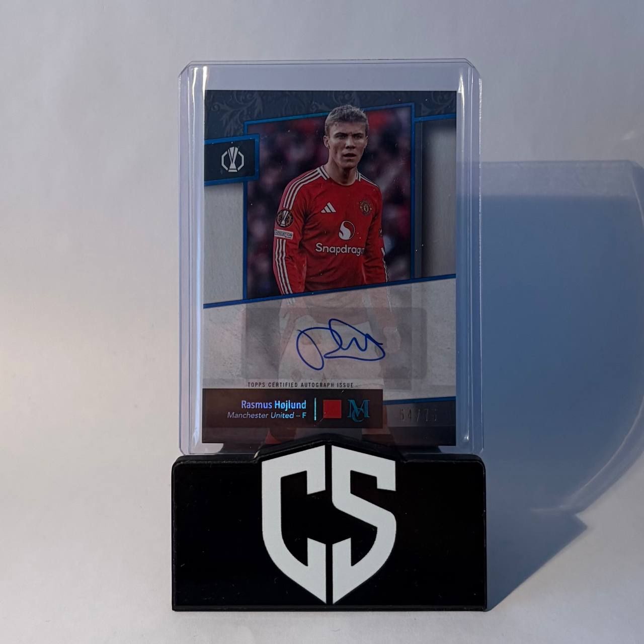 Topps Carte collezionabili: 2024-25 Topps Museum Collection Rasmus Hojlund Auto /75 – Usato da Oftringen venduto da collectsupply