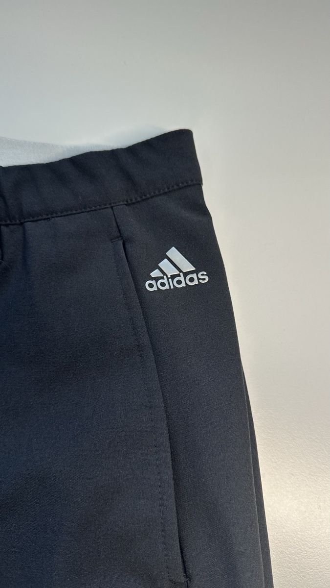 Adidas Pantaloni: Adidas Golf Sommer Shorts Gr. 164 – Usato da Frenkendorf venduto da Maxi2019 1