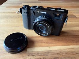 Fujifilm X100VI schwarz – 1’900 Auslösungen + Zubehör
