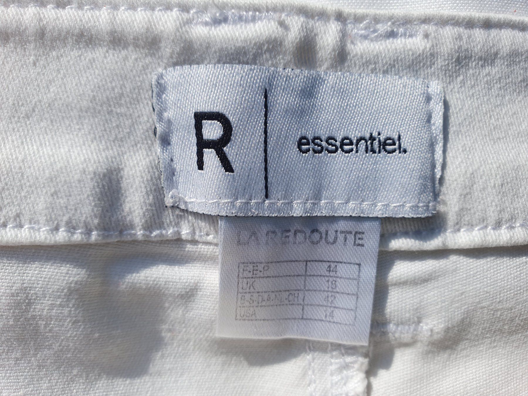 La Redoute Hosen: Pantacourt blanc t. 42 – Gebraucht aus Les Vérines von Niebla59 2