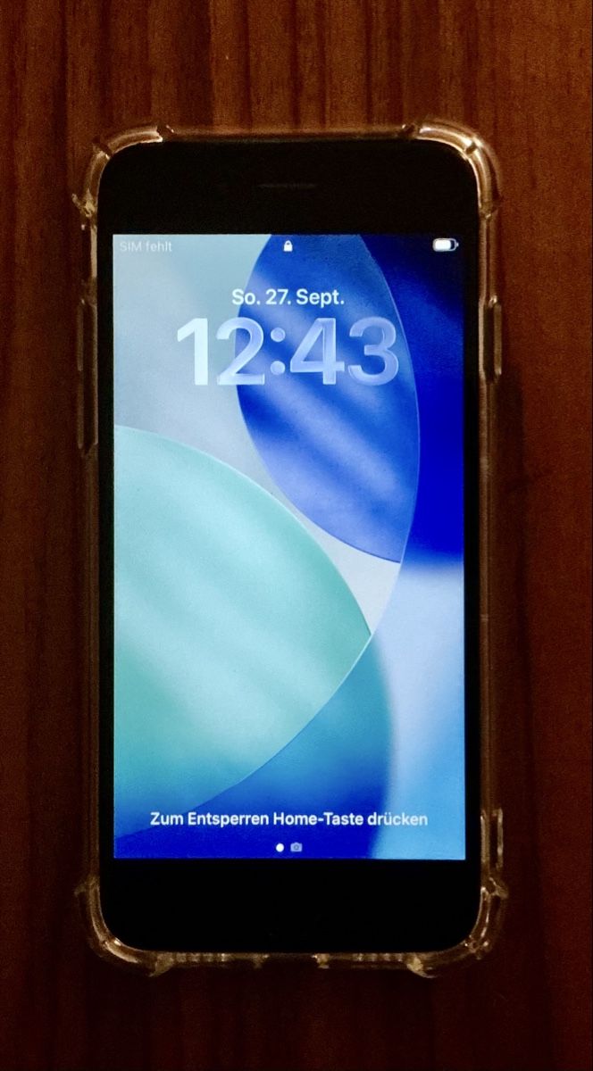 Apple Handys / Smartphones: Apple iPhone SE 64 GB, 2nd Generation, mit Schutzhülle – Neu (gemäss Beschreibung) aus Schlieren von robe46 2