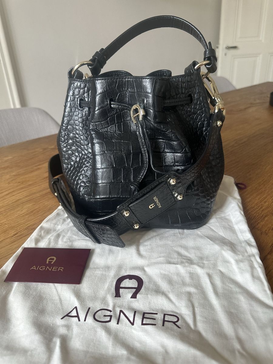 Aigner Borse da donna: AIGNER Crossbody Bag Black – Nuovo (secondo la descrizione) da Bern venduto da Laura_Bern
