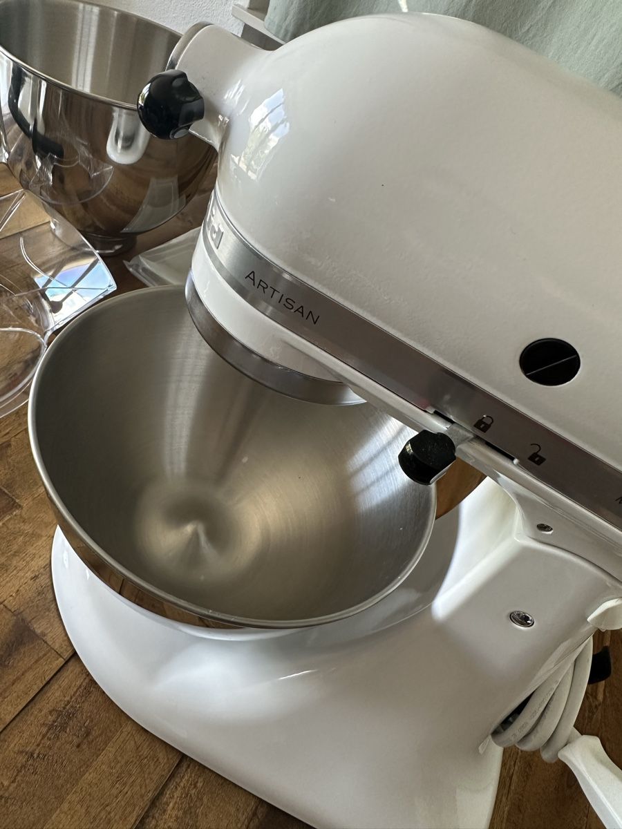 Kitchenaid Elettrodomestici da cucina: KitchenAid Artisan mit viel Zubehör – Usato da Kräiligen venduto da SITARO 8