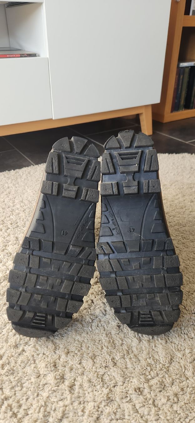 Scarpe da uomo: Winterstiefel grösse 41 – Usato da Seedorf BE venduto da Huski385 1