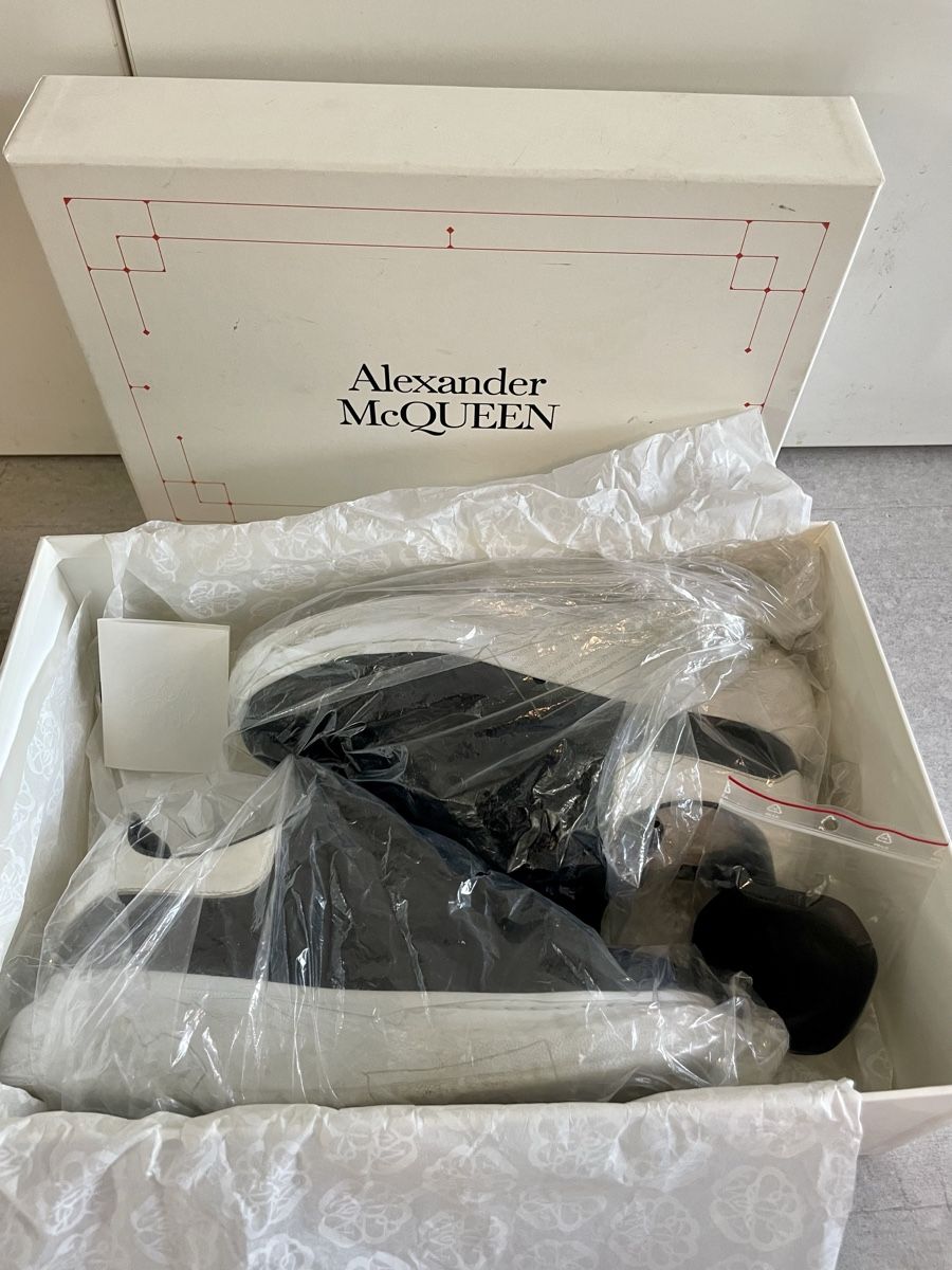 Alexander Mcqueen Scarpe da donna: Alexander McQueen Larry Sneakers 39.5 – Usato da Roche VD venduto da closetcleanse 5