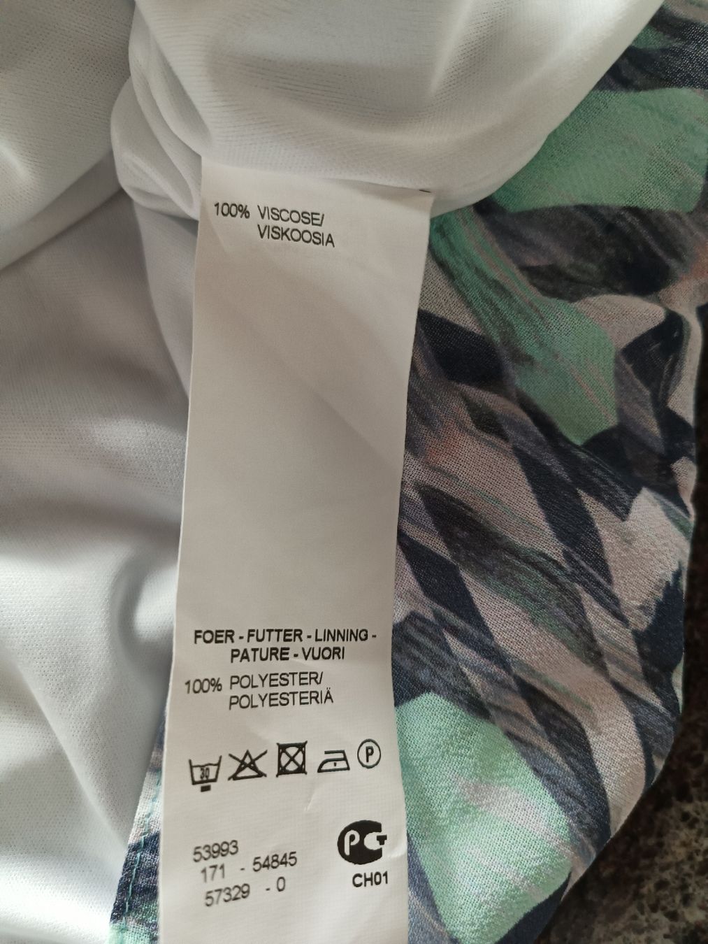 Blusen: Bluse L/XL  Neu – Neu (gemäss Beschreibung) aus Bätterkinden von Elefantenzoo 3