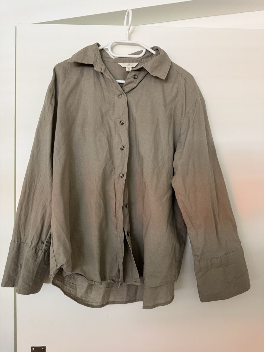 H&M Blusen: Chemise H&M lin mélangé  – Gebraucht aus Monthey von sen_6ckr