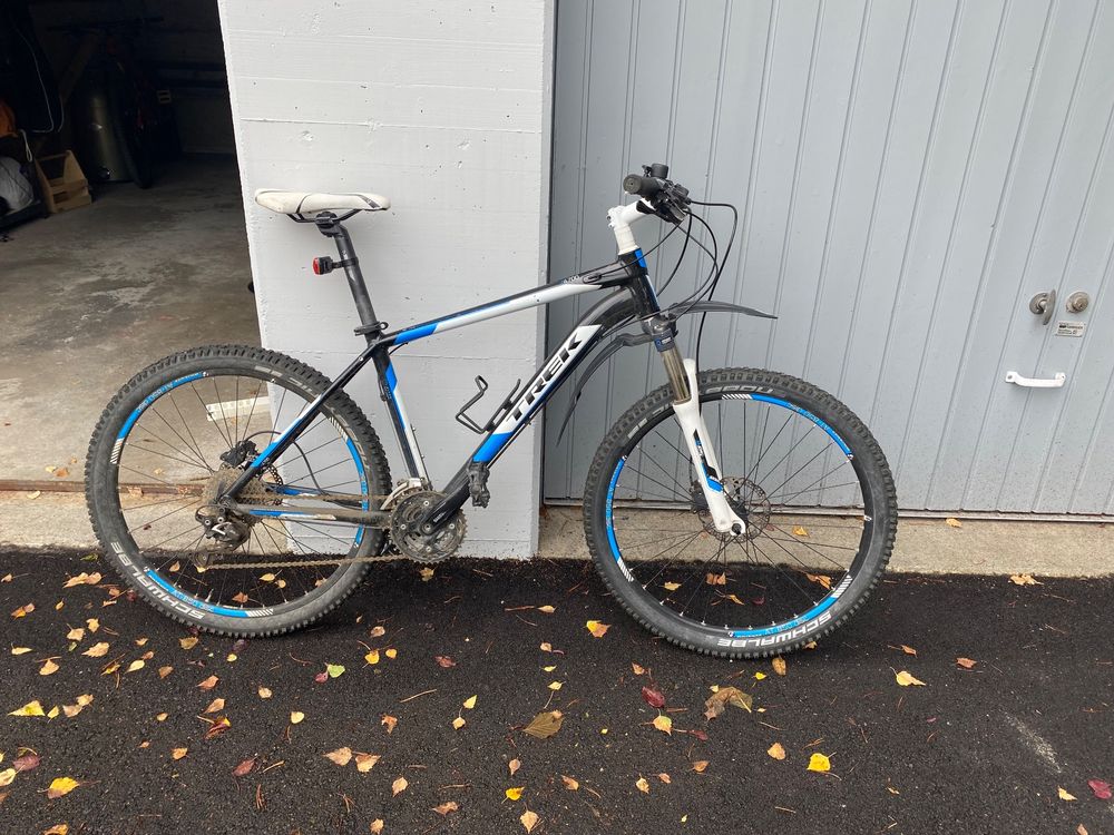 Trek 4700 mountain discount bike