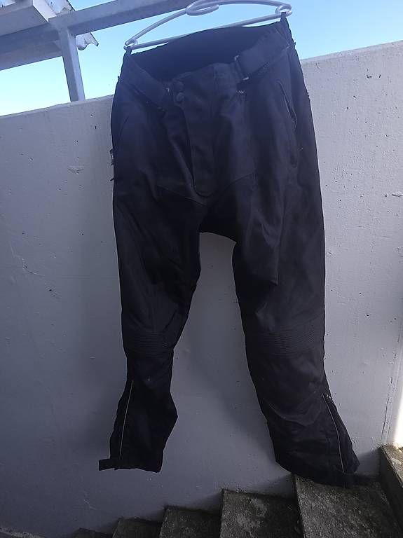 Pantaloni: Motorradhose IXS – Usato da Andwil TG venduto da Marauder69