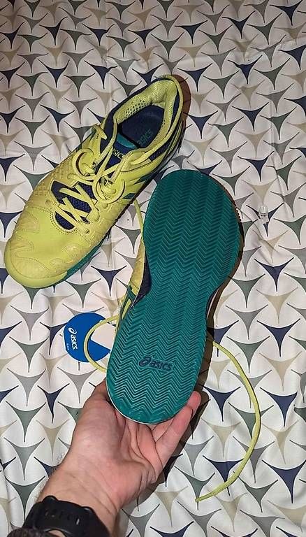 Scarpe da uomo: Chaussures de tennis/padel asics  – Usato da Champagne venduto da Leomilo19 2