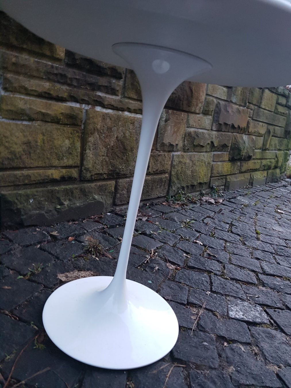 Tavoli: SAARINEN TULIP Salontischchen – Usato da Küsnacht ZH venduto da walterzingo 2