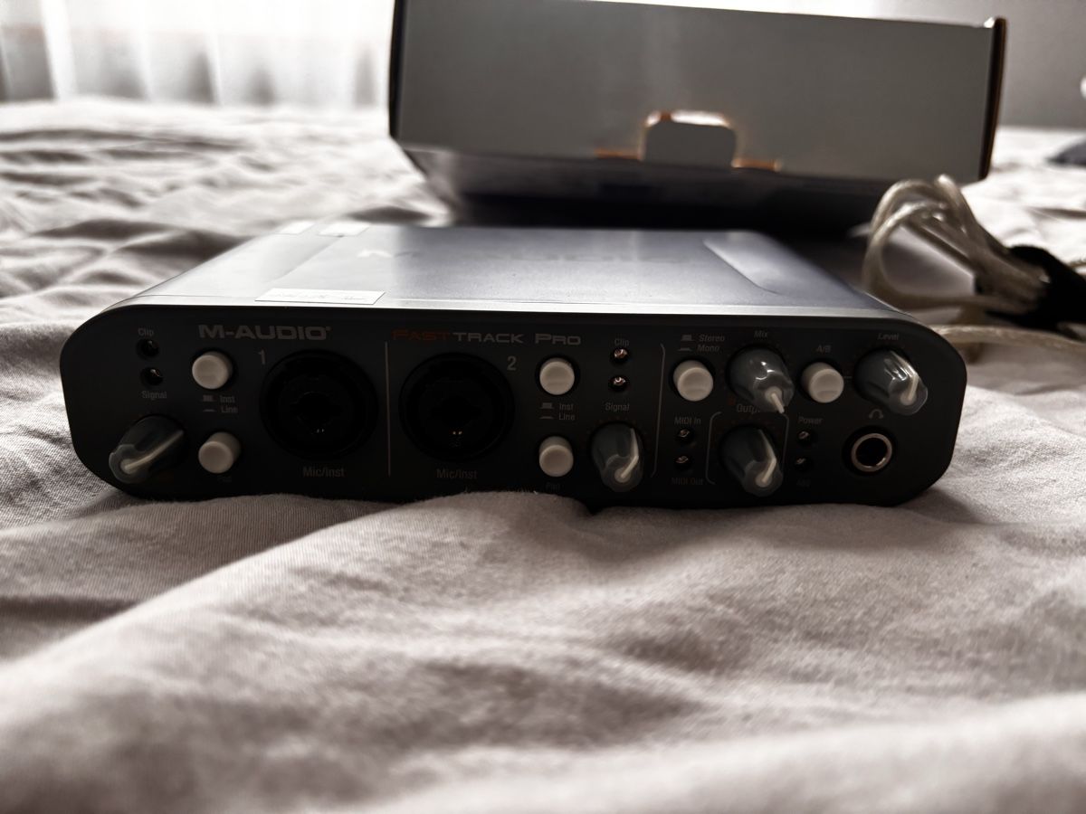 M-Audio Attrezzatura per studi di registrazione: M-Audio Fast Track Pro USB Interface – Usato da Flawil venduto da rma_8rc2 2