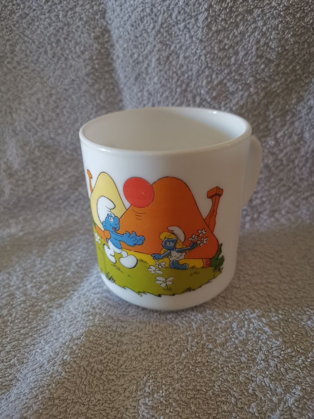 Tassen: Schlümpfe Tasse Luminarc Arcopal weiss  – Gebraucht aus Stans von Findus7318 3