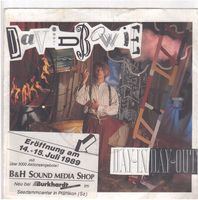 Single7  David Bowie  --  Day in Day out