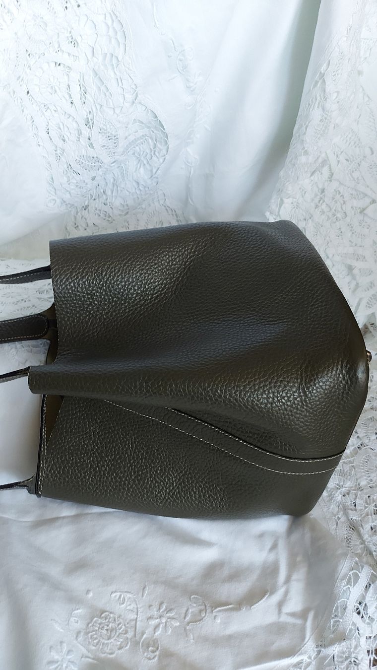Taschen für Damen: Sac à main en cuir vert olive, – Gebraucht aus Marin-Epagnier von pomme77 5