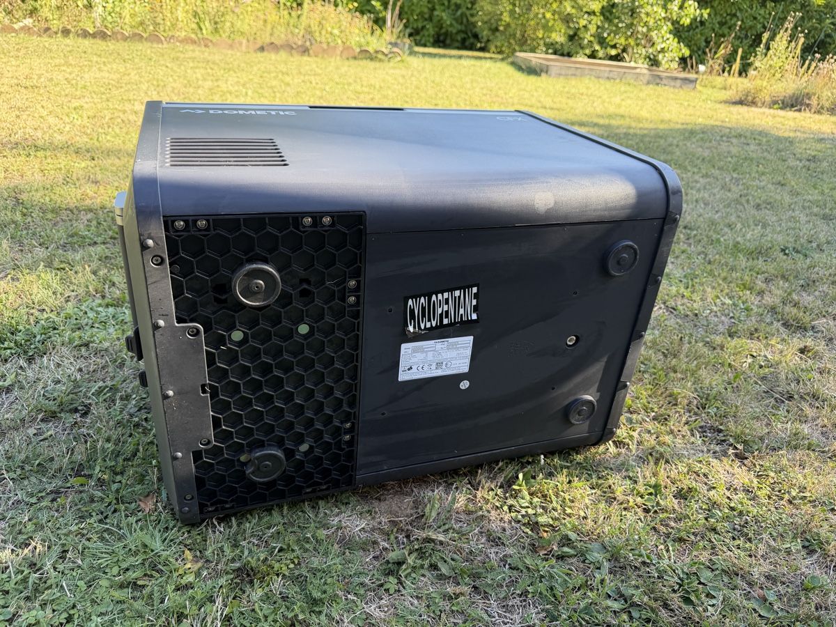 Dometic Frigoriferi & Refrigeratori: Glacière électrique Dometic CFX355IM 55L – Usato da Genève venduto da oli_l7bc 4