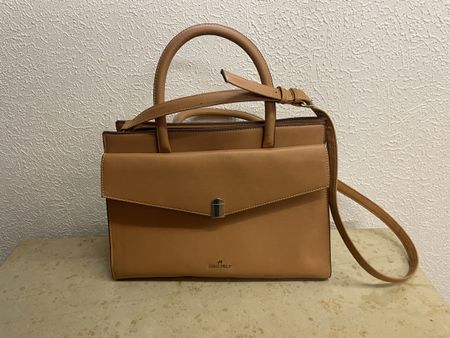 Handtasche