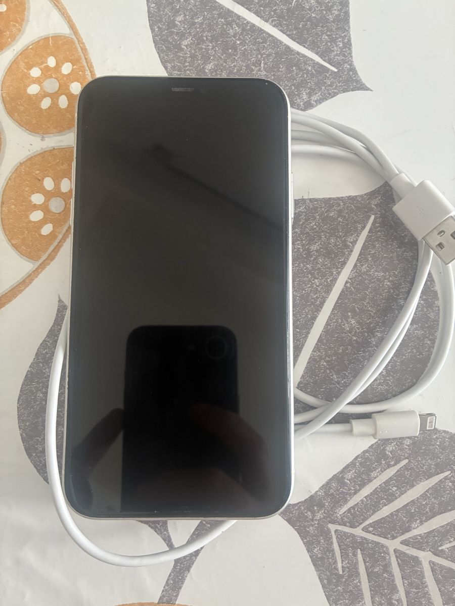 Apple Handys / Smartphones: iPhone 11  – Gebraucht aus Zürich von Sergio.BR