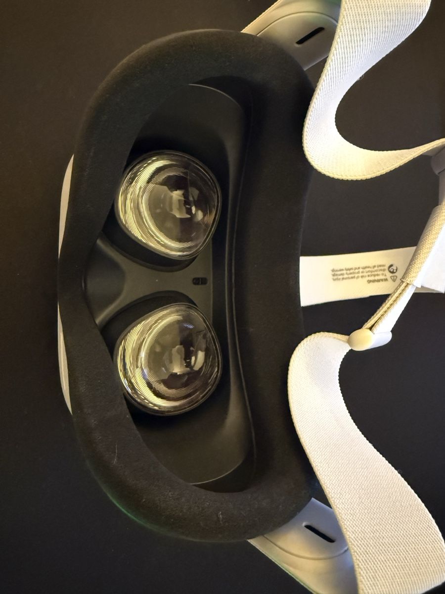 Meta VR Brille: Meta Quest 2 – Gebraucht aus Langenthal von stropd 2