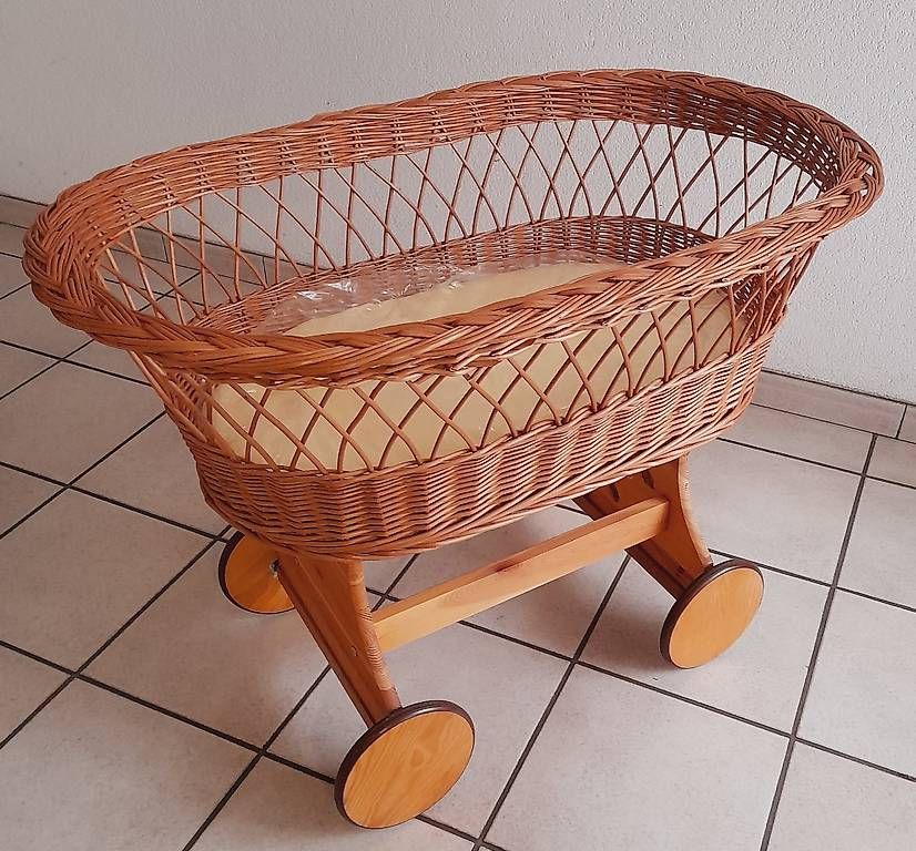 Wiegen & Stubenwagen: Stube Wagen – Gebraucht aus Biel/Bienne von ros_8r9j