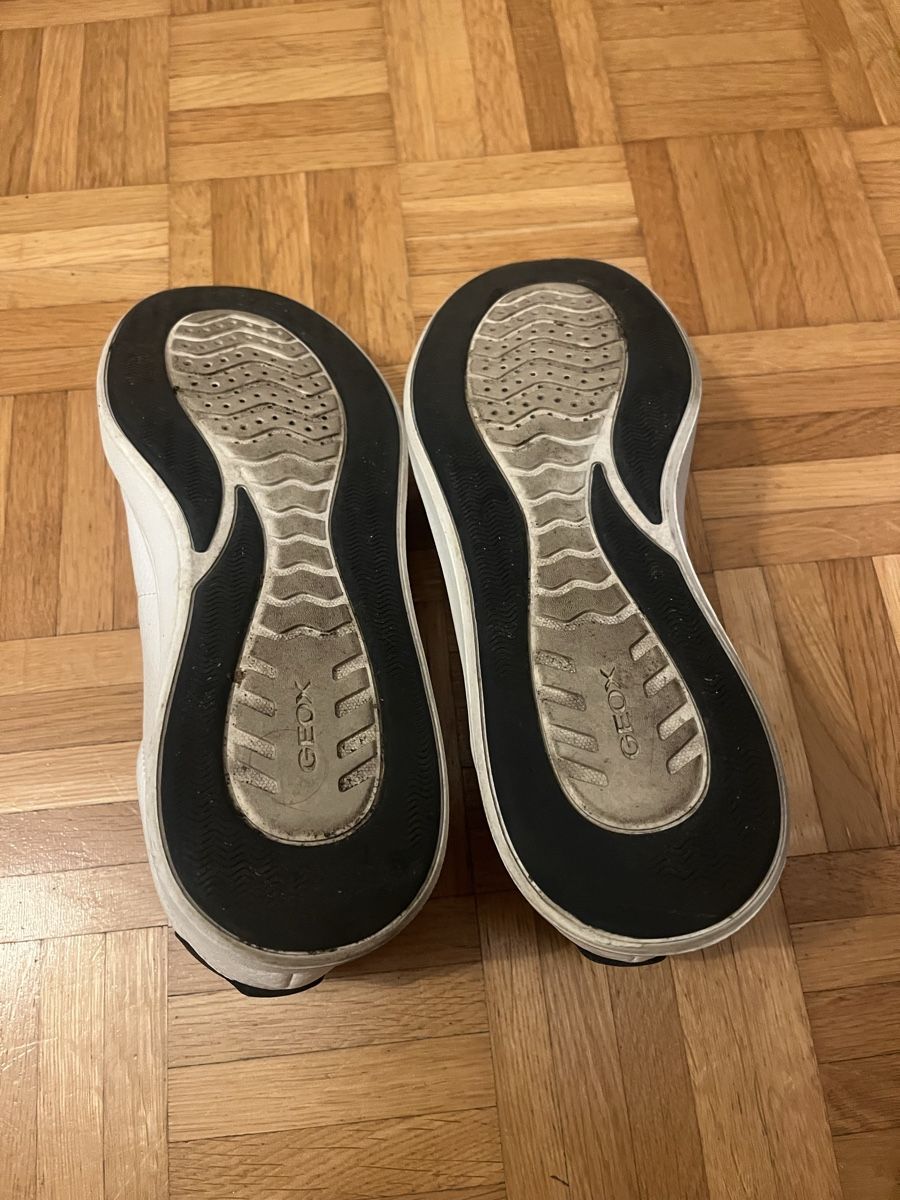 Geox Scarpe da uomo: White Geox Sneakers, size 43 – Usato da Aarau venduto da Better_Buy_From_Stef 5