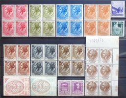 ITALIA: Des timbres neufs ** des années 1919–1959, 2 photos