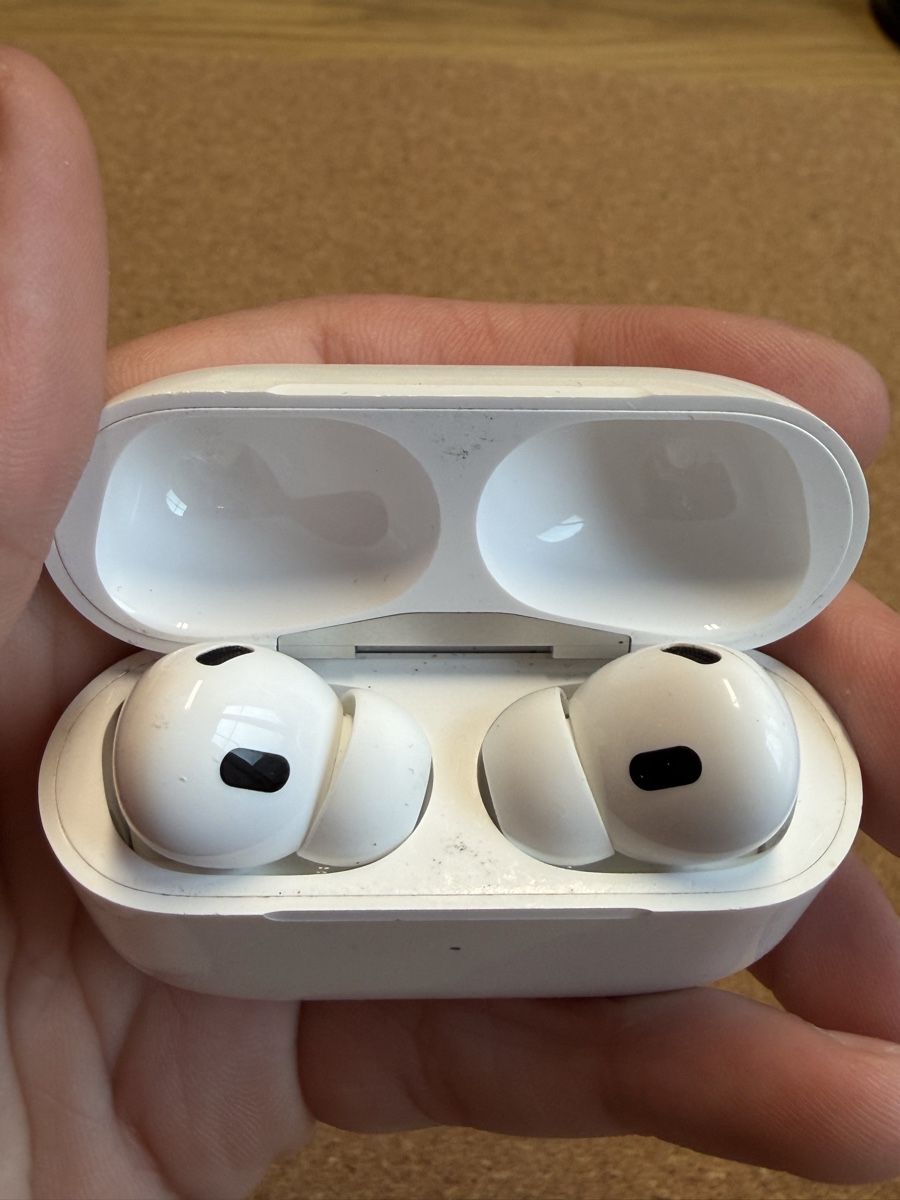 Apple Cuffie: Apple AirPods Pro (2. Generation) Gebraucht – Usato da Oberriet SG venduto da nic_6lv9 5