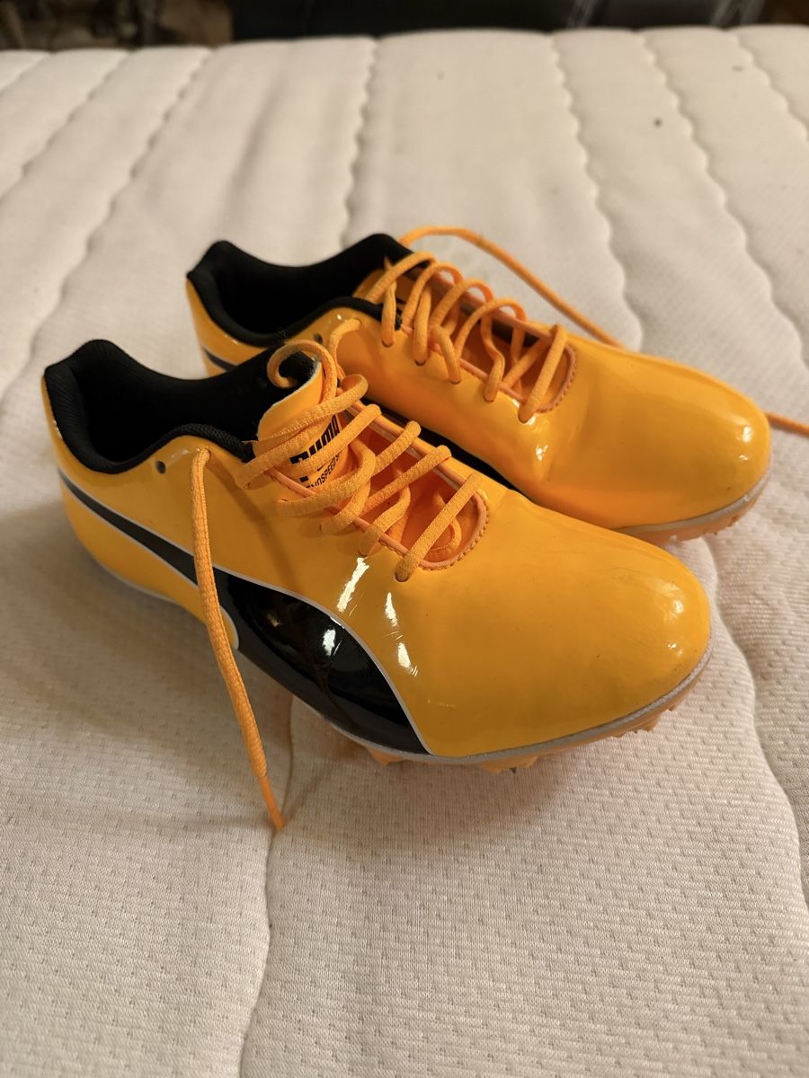 Puma Herrenschuhe: Nagelschuhe Größe 34 Puma – Neu (gemäss Beschreibung) aus Marthalen von ml740