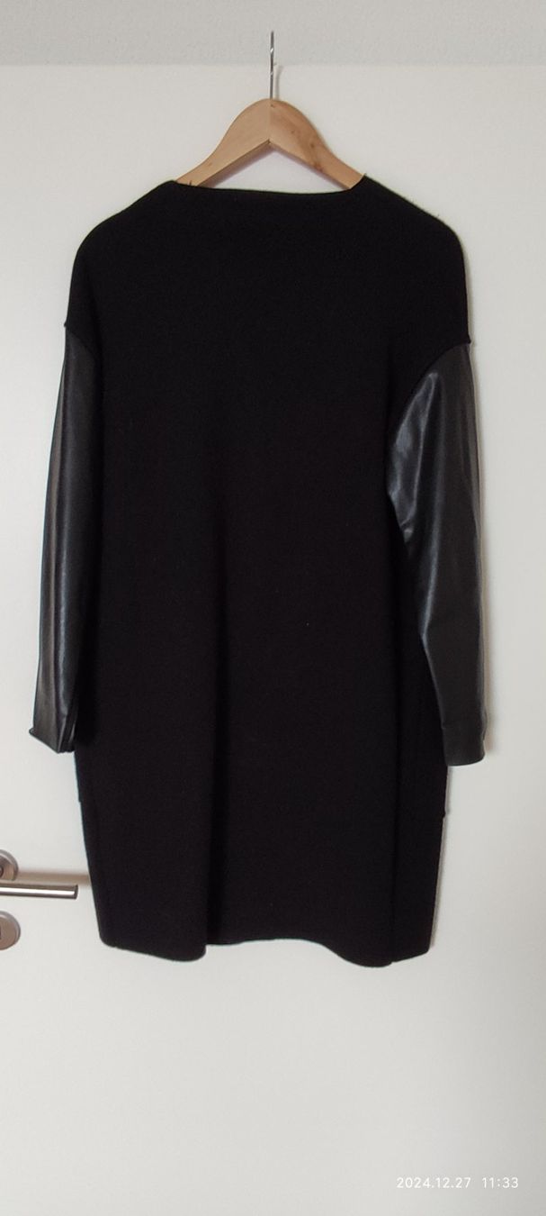 Zara Cappotti: Zara Damen schwarzer Cardigan – Usato da Wil SG venduto da Chilla88 2