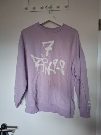 Violetter Ariana Grande Pullover von H&M