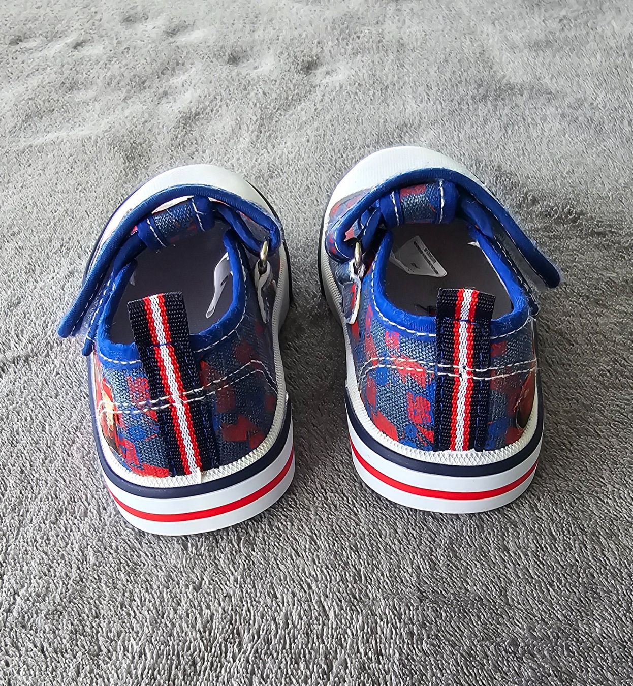 Scarpe per ragazzi: Kinderschuhe – Usato da Ruswil venduto da DNAB 1