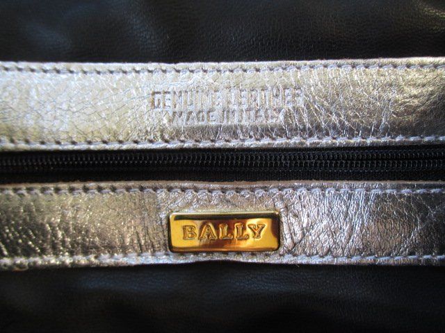 Bally Rucksäcke: BALLY - Leder Rucksack silberfarben – Gebraucht aus Wetzikon ZH von icewear 3