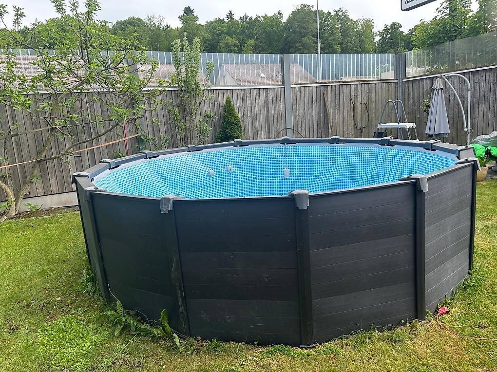 Piscine: Intex Pool Graphite Gray Panel 478 x 124 cm Rund – Usato da Dietikon venduto da MarcelBem