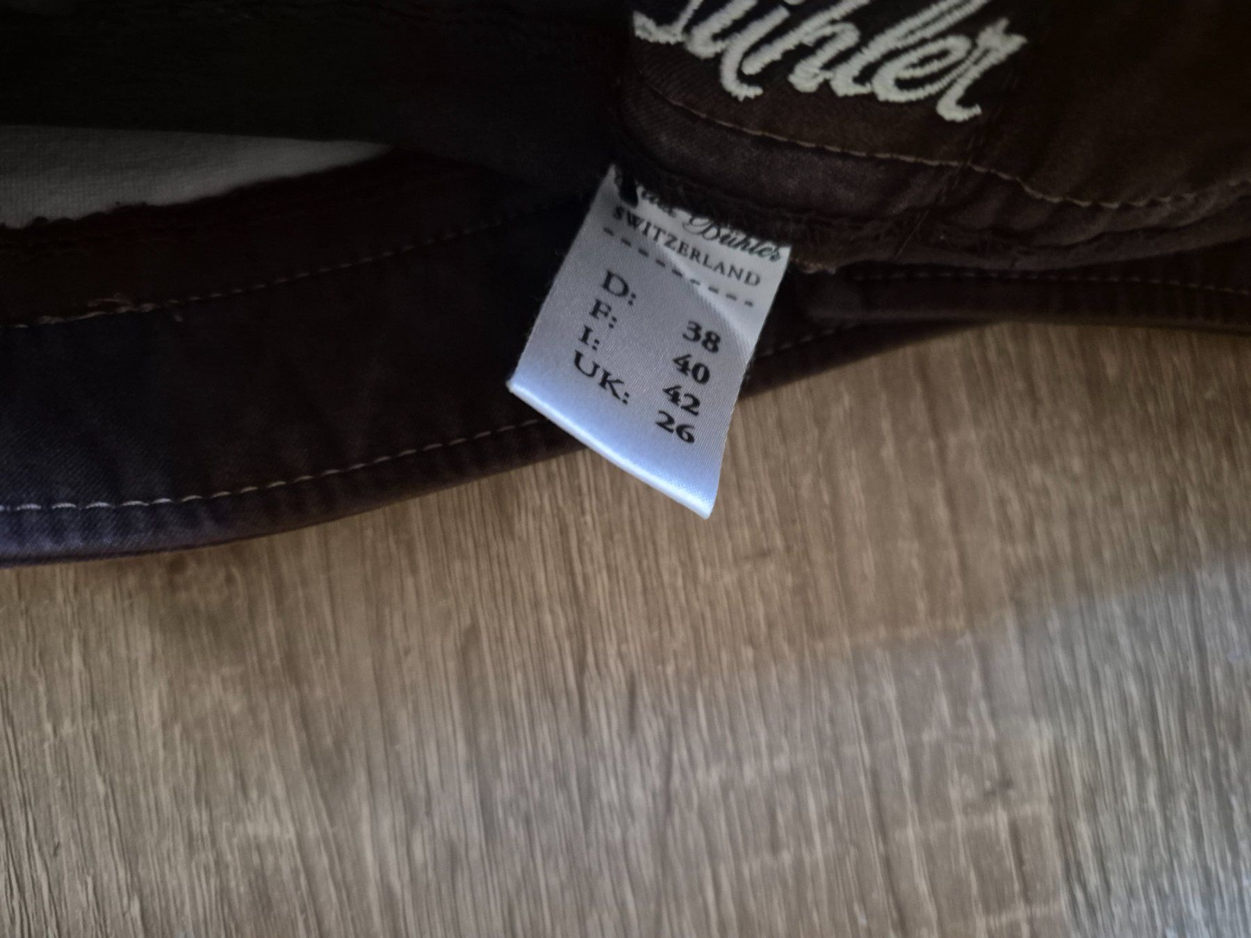 Felix Bühler Pantaloni: Felix Bühler Reithose 38 – Usato da Meggen venduto da Orrinka20 2