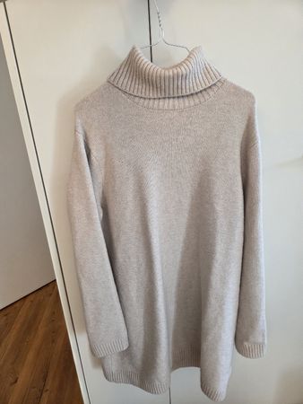 Kleide in beige, Grösse M