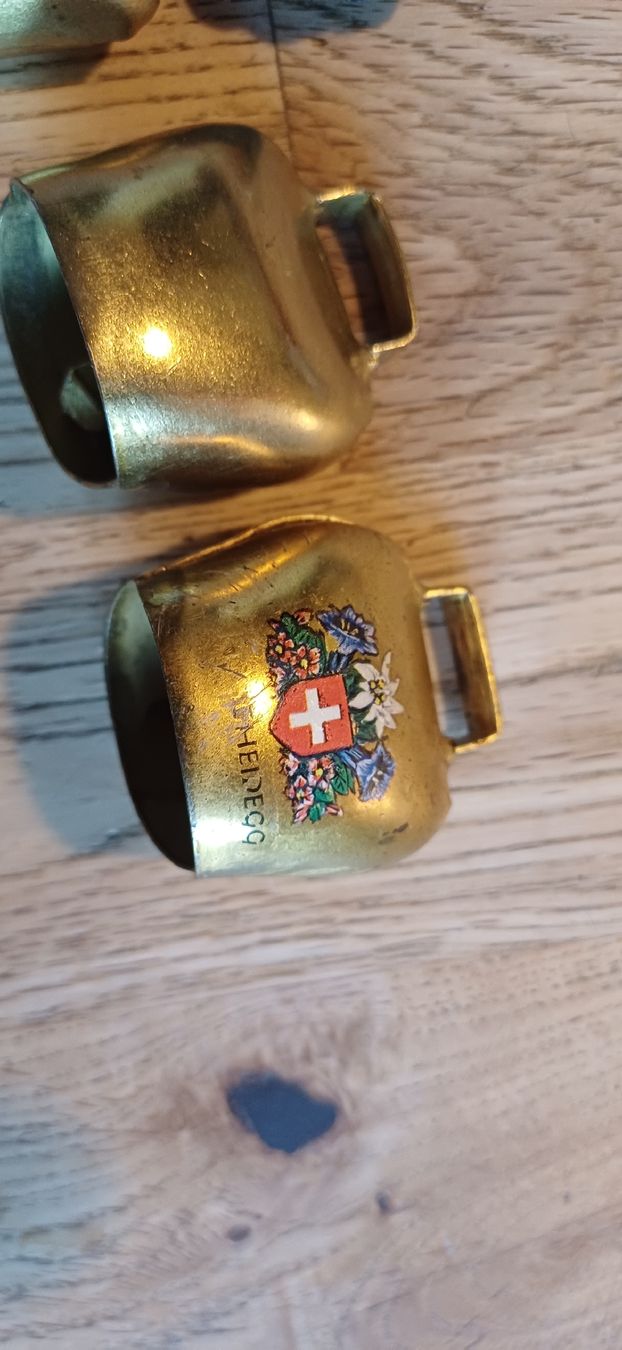 Glocken & Treicheln: 3 Kleine Glöckli – Gebraucht aus Flawil von Naphtali 3