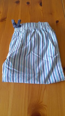 Hose kurz Gr.146/152, von H&M