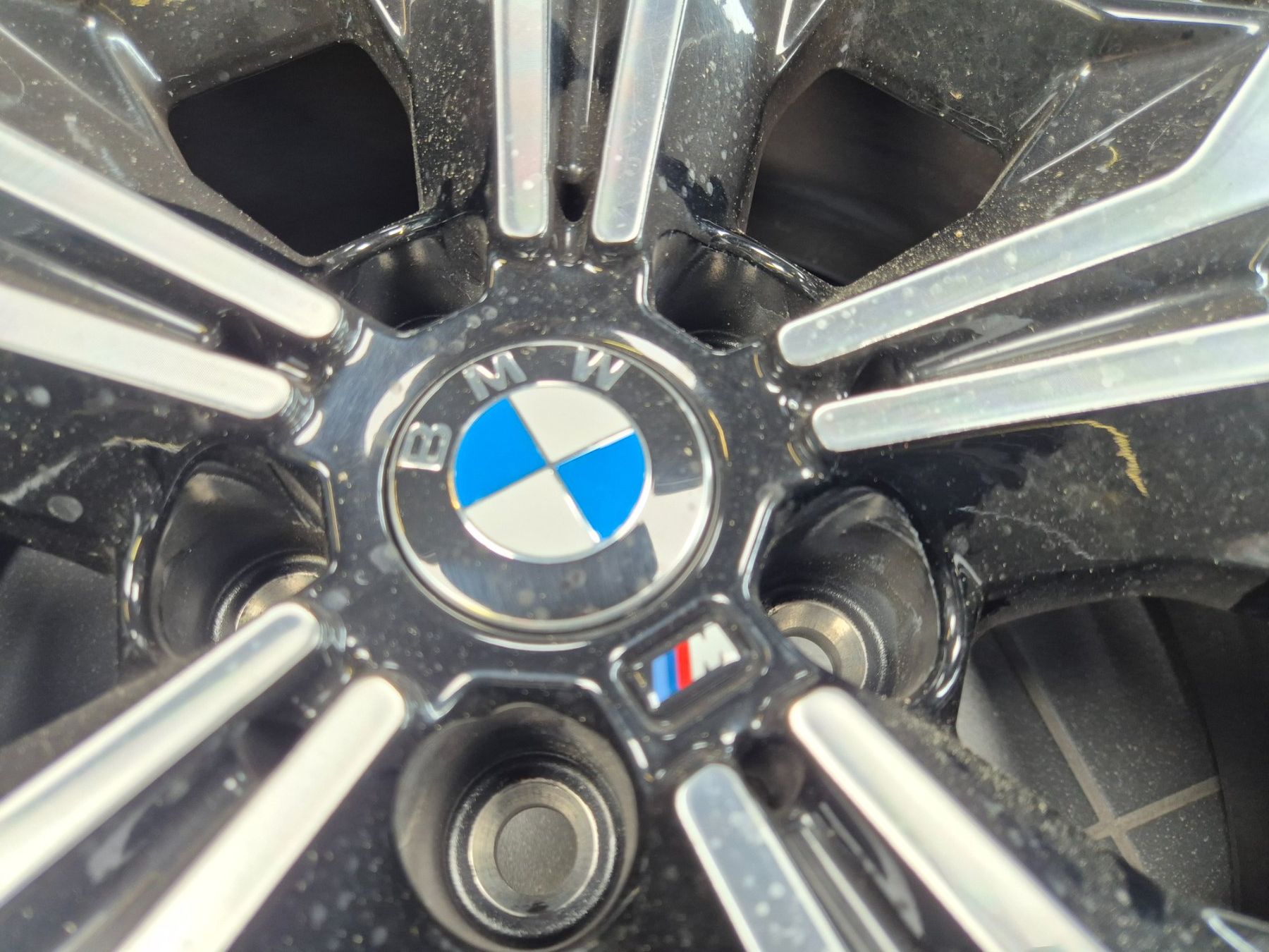 BMW Pneumatici & Ruote complete: Winterräder 19" BMW X3 M40i – Usato da Winterthur venduto da WEWi-Ersatzteile 2