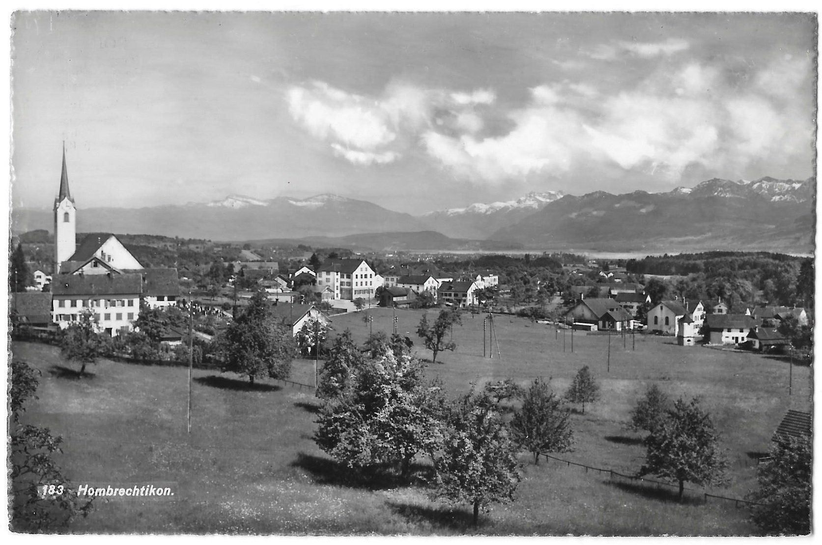 Cartoline postali: Hombrechtikon Gesamtansicht – Usato da Olten venduto da clotaldi