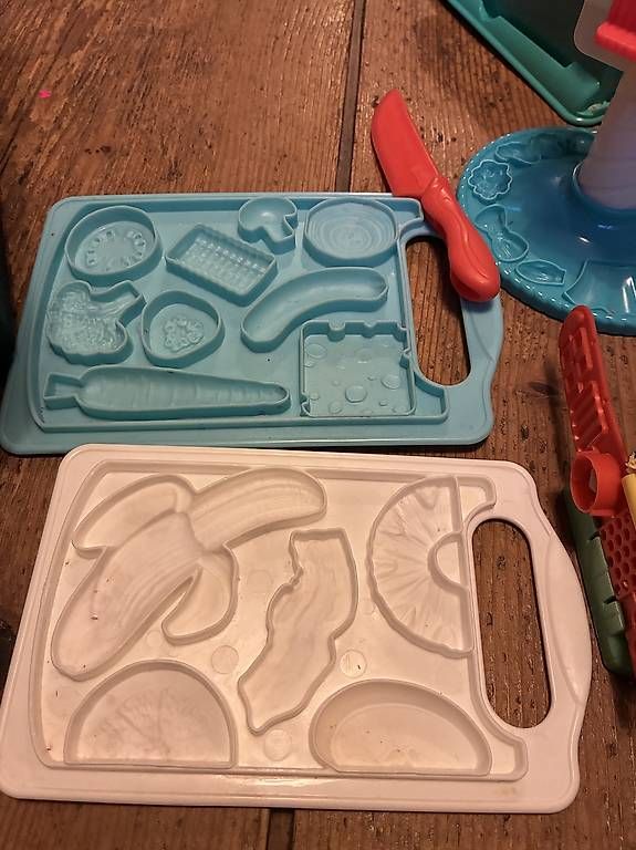 Materiale per modellare: PlayDoh, Kneteformen – Usato da Knutwil venduto da Momon 4