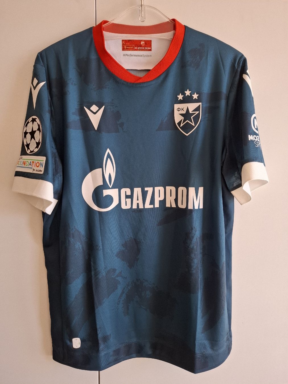 Canottiere & Pantaloni: matchworn étoile rouge Belgrade – Usato da La Chaux-de-Fonds venduto da tur_nkx9