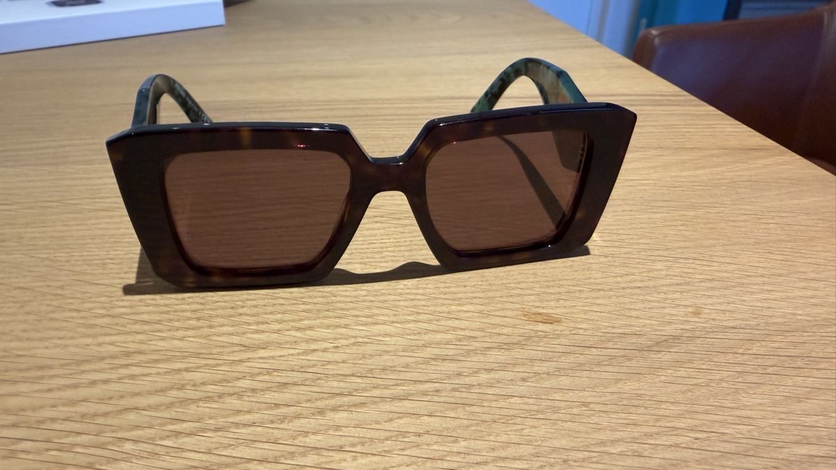 Prada Brillen & Gläser: Prada Sonnenbrille tortoise Grösse 51 – Gebraucht aus Niederwil SG von jgu_t2gl 3