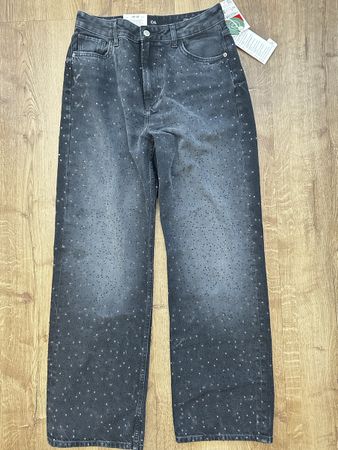 Straight Jeans mit Strasssteinen Neu