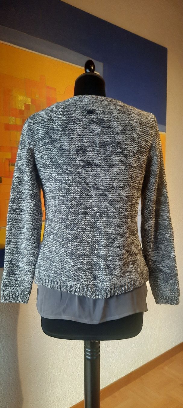 Giacche: 🌸 Strickjacke Gr. 38 40 Melange Grau Herbst basic must have – Usato da Vinelz venduto da Messer2007 5