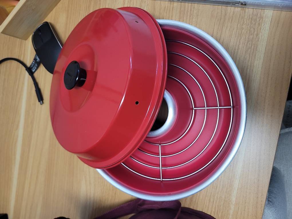 Omnia Teglie da forno: Omnia Camping Backofen – Usato da Tentlingen venduto da django.j 1