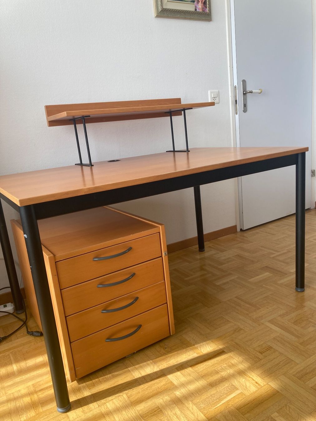 Schreibtische: Schreibtisch mit Rollcontainer( mit oder ohne Ablage) – Gebraucht aus Zürich von Adelaide2015 5
