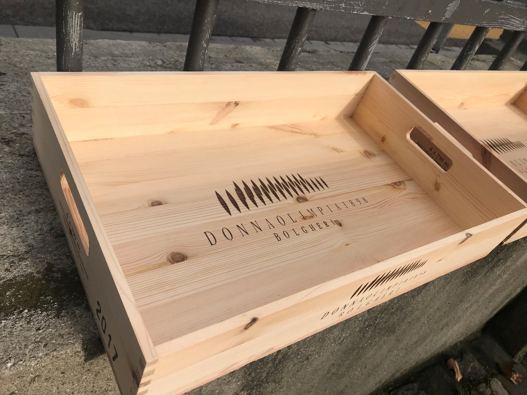 Autres: schönes Serviertablett Weinkiste – D'occasion à Zürich par atlantis77 3