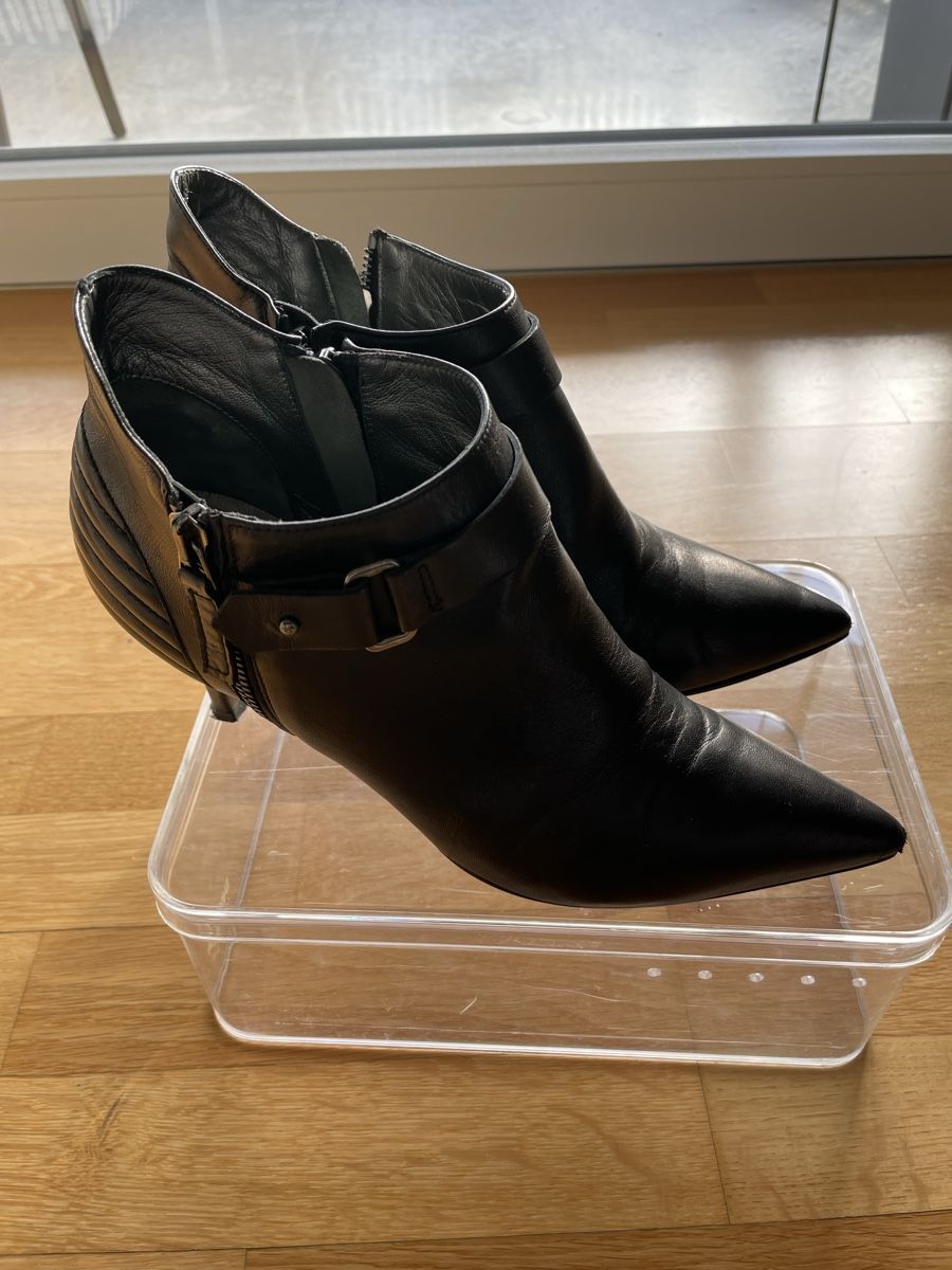 Navyboot Scarpe da donna: Navyboot Stiefeletten, schwarz, Leder, Grösse 38 – Usato da Zürich venduto da SeldaY